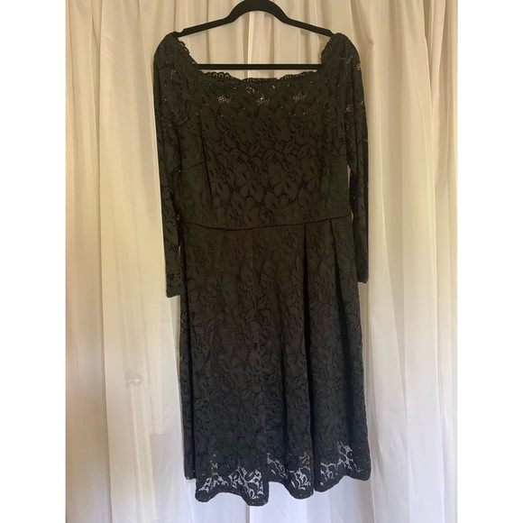 Black Lace Boatneck Dress - Picture 2 of 2